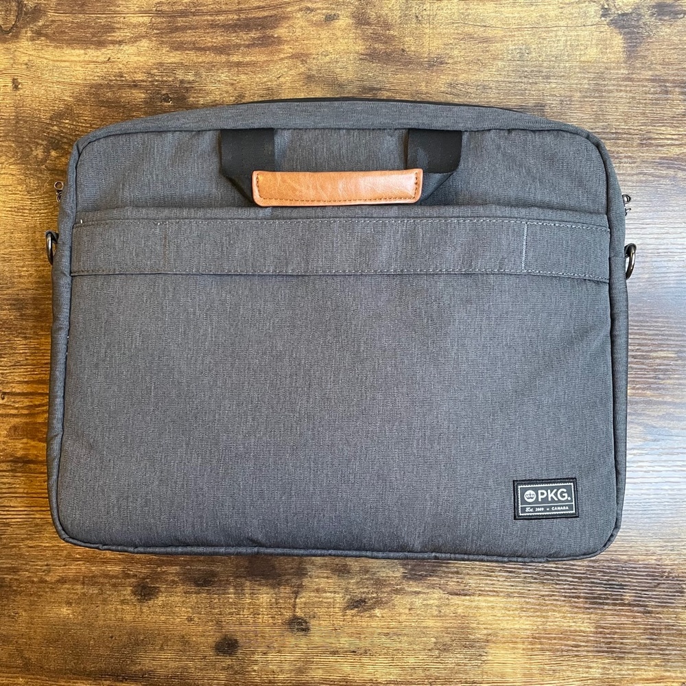 Slim Messenger Bag